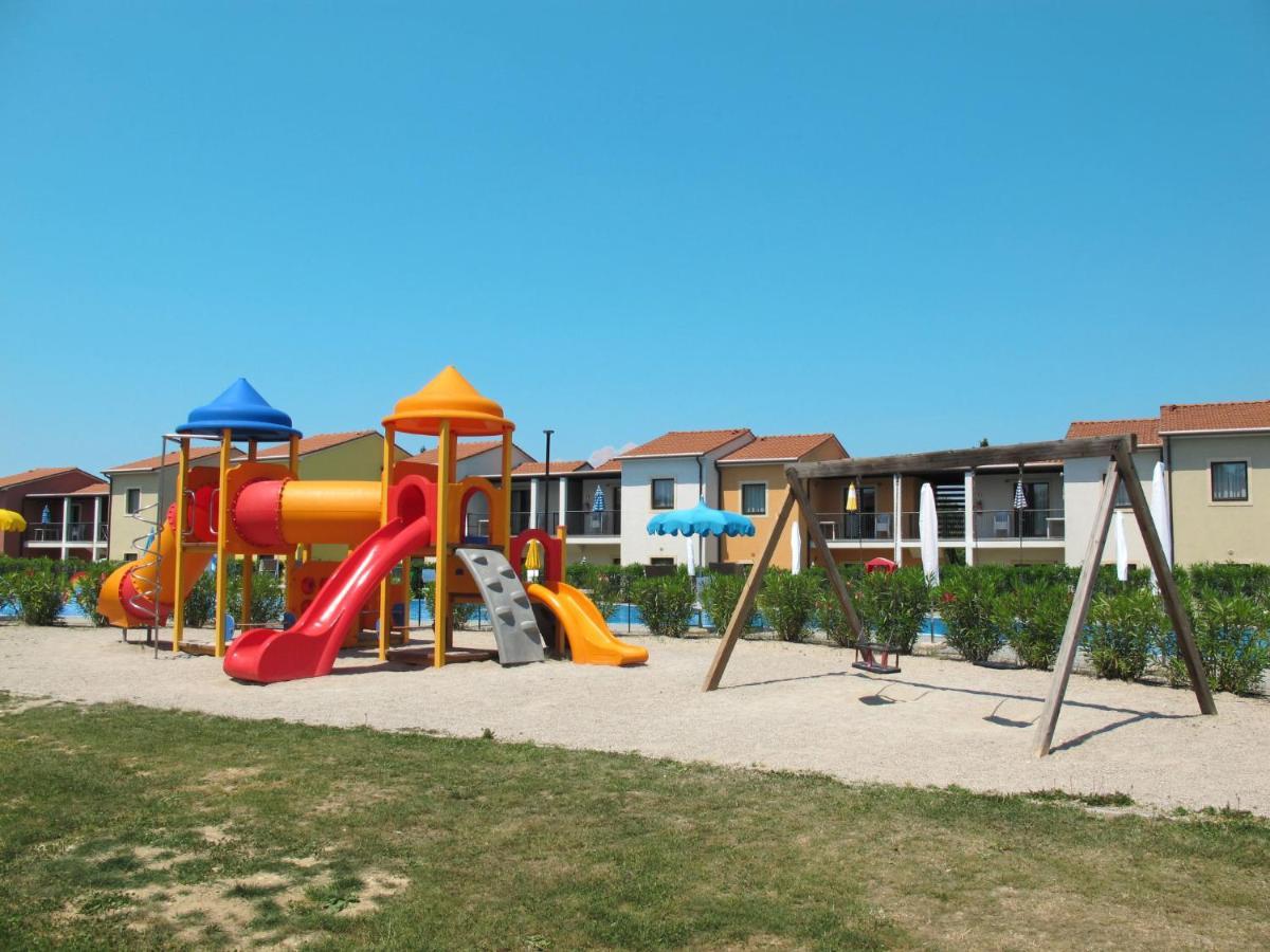 Apartment Belvedere Village-4 By Interhome Castelnuovo del Garda Εξωτερικό φωτογραφία